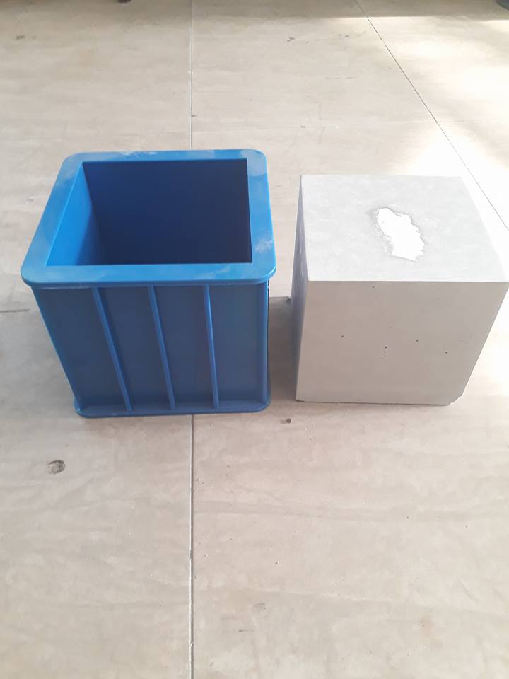 Khuôn nhựa đúc mẫu bê tông thí nghiệm